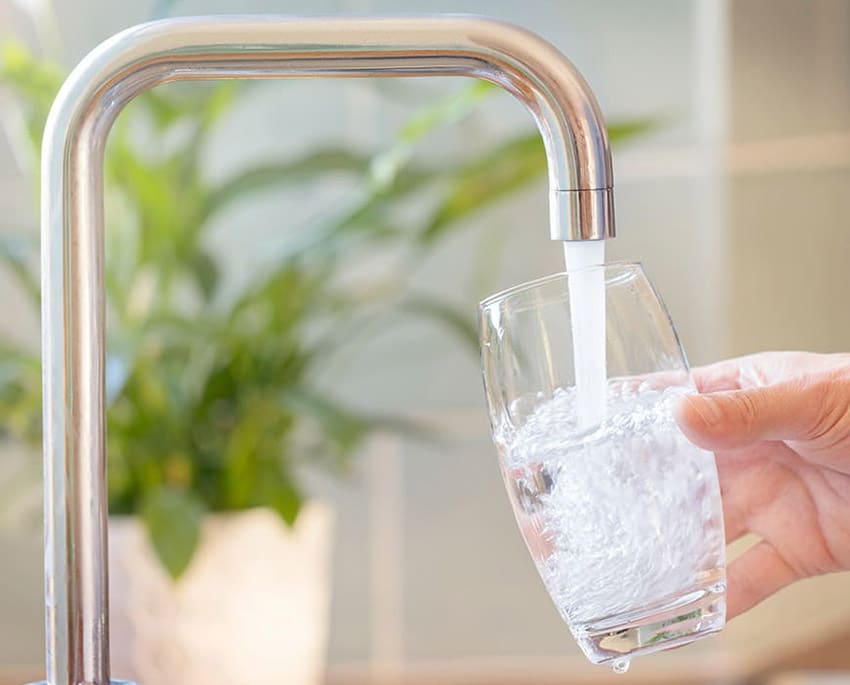 Der er fare for at PFAS kan sive ned i undergrunden og true drikkevandet