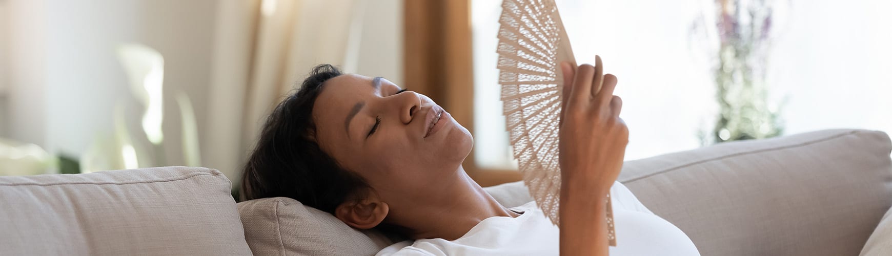 Indeklimaet, både i hjemmet og på arbejdspladsen, skal være i orden, så vi mennesker fungerer bedst. Det kan ventilation hjælpe med at sikre