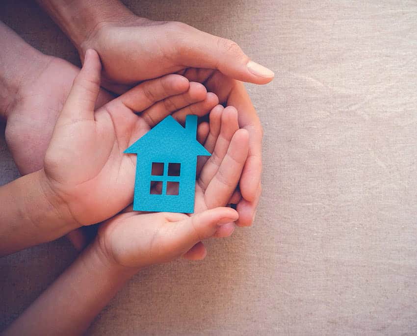 Der findes flere metoder til at reducere radon i boliger. Den rette løsning afhænger af, hvor radonen kommer fra, og hvordan bygningen er opført